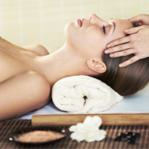 TRATTAMENTO AYURVEDICO VISO CON BAMBOO EFFETTO LIFTING